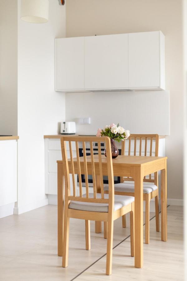 Wola Chic Blue Apartment 바르샤바 외부 사진